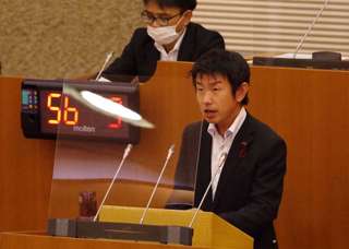 JUNH7030.jpg